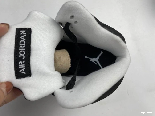 CT4838-011 OREO AIR 5 JORDAN 1019